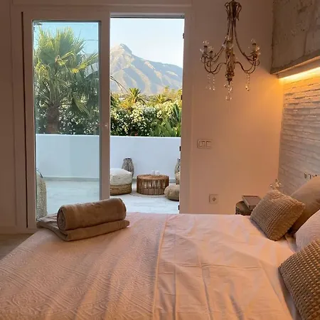 Дом отдыха Tulum House - In Nueva Andalucia - Amazing La Concha Mountain View
